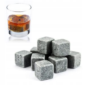 Kostki kamienne do whisky