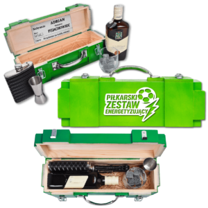 Zestaw prezentowy z piłkarskim napisem – upominek dla zawodnika